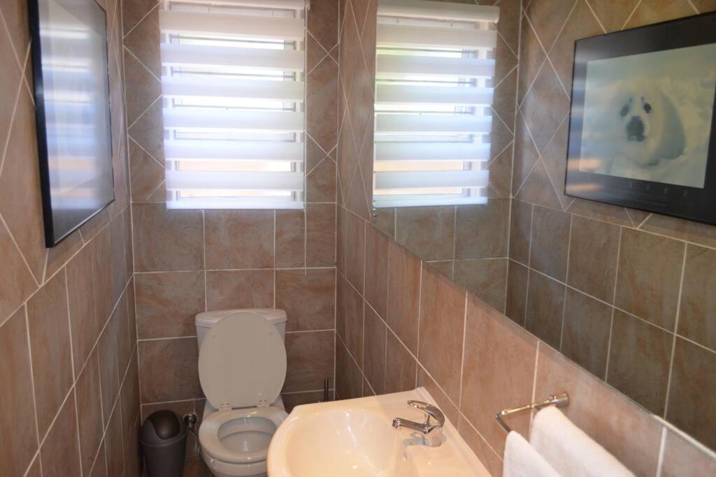 Apartment Waletale Dolphin Blue Sleeps 2